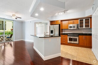 Building Photo - 600 S Dixie Hwy