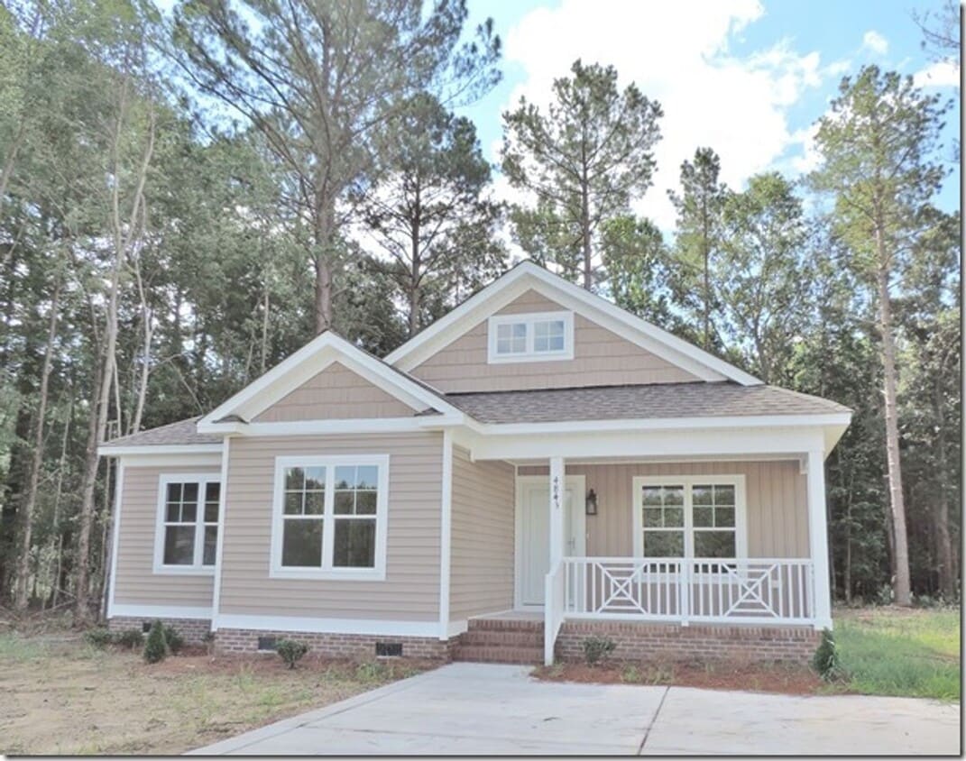Primary Photo - 4843 Jamestown Dr NW