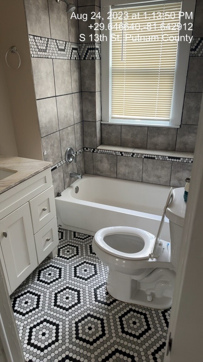 Foto del edificio - 208 S 13th St