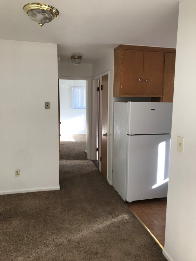 22300 O'Connor St Unit 7, Saint Clair Shores, MI 48080 Apartments in