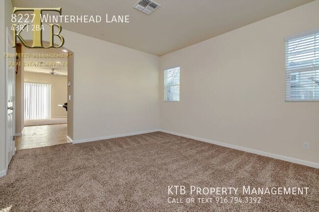 Building Photo - 4 bedrooms and newer in a gated community!