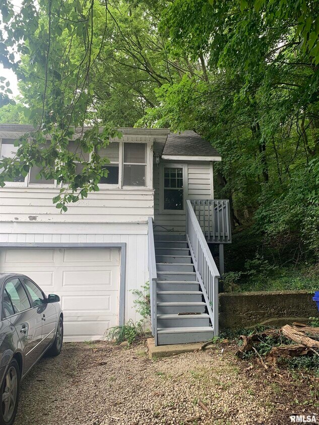 Primary Photo - 1519 E Terrace View Ln