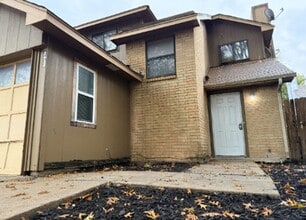 Building Photo - 2612 San Sabastian Cir