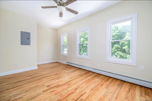 Building Photo - 146-14 Shore Ave