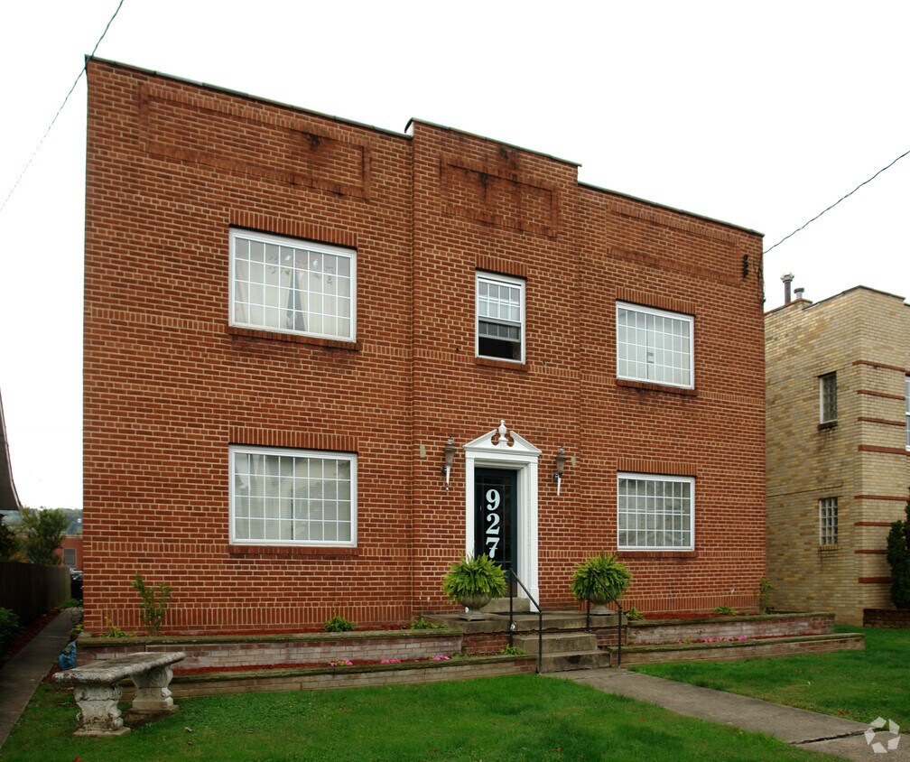 Primary Photo - 927 Central Ave