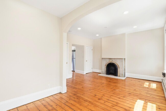 Foto del edificio - 244 1st St
