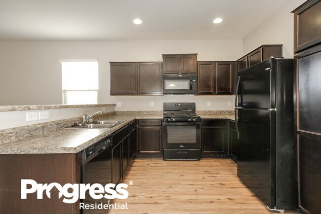 Building Photo - 19549 N Salerno Cir