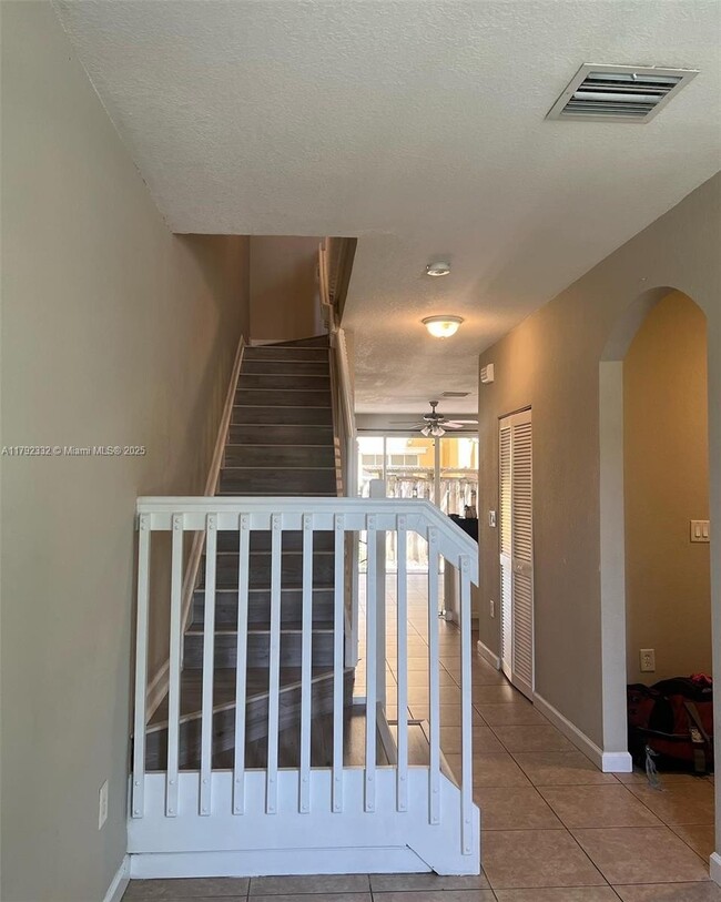 Foto del edificio - 9353 SW 227th St