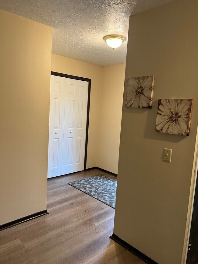 Fotografía del edificio - 3976 Granger Rd