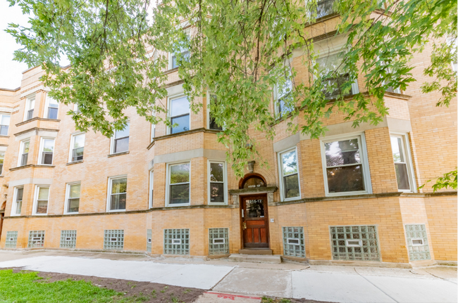 Building Photo - 3215 W Altgeld St
