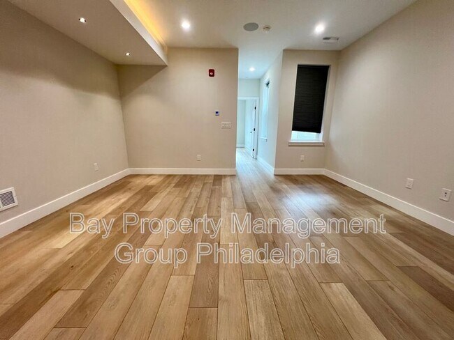 Foto del edificio - 626 W Norris St