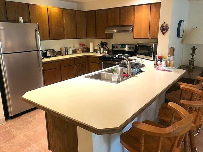 Foto del edificio - Quiet, Furnished 2BR Retreat – Ideal for R...