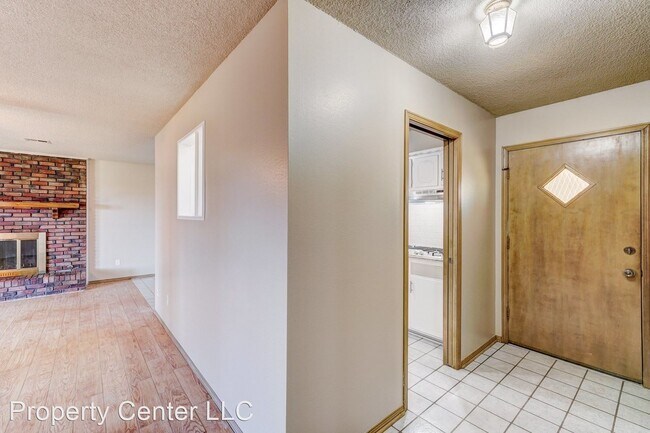 Foto del edificio - 2 br, 1.5 bath House - 3805 N Eagle Ln