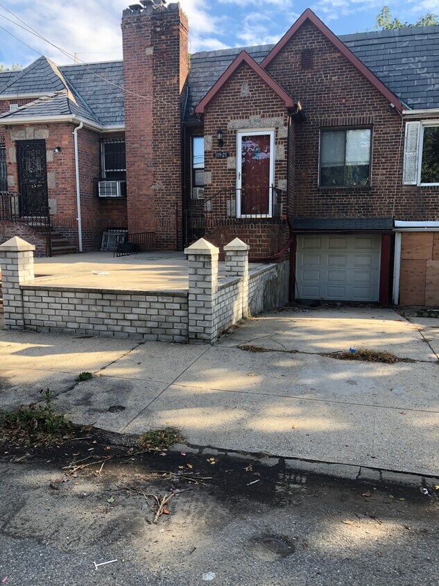 11921 180th St, Queens, NY 11434 House Rental in Queens, NY