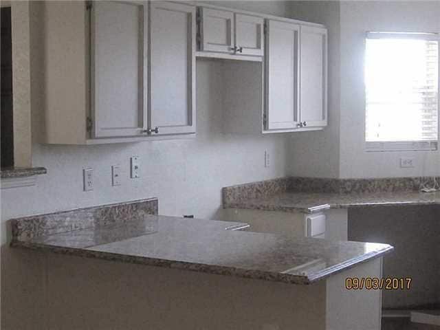 Building Photo - 241 S Alto Mesa Dr
