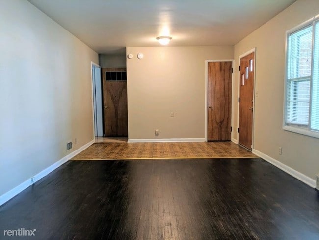 Building Photo - 4 br, 2 bath House - 7777 Main St
