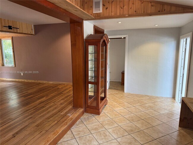 Foto del edificio - 612 SW 11th Ct