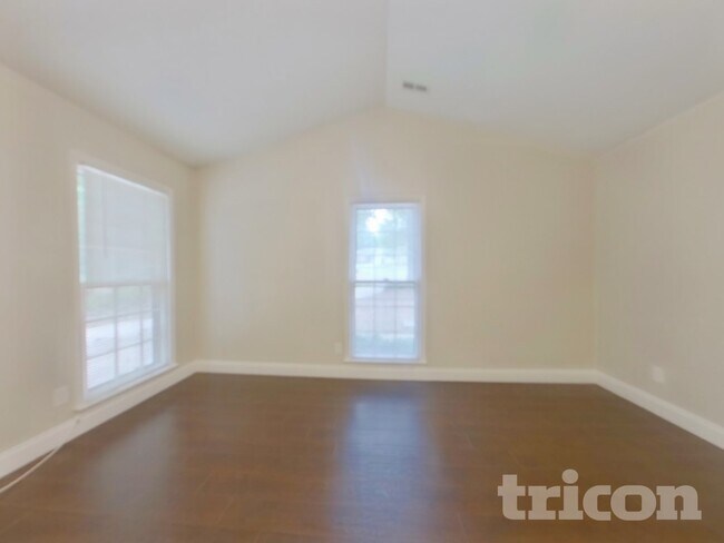 Building Photo - 2254 Clonmel Pl