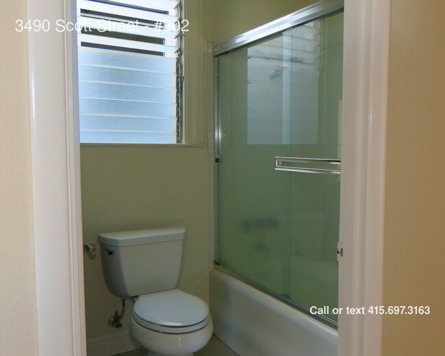 Foto del edificio - 3490 Scott St