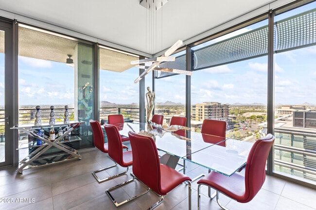 Foto del edificio - 7180 E Kierland Blvd