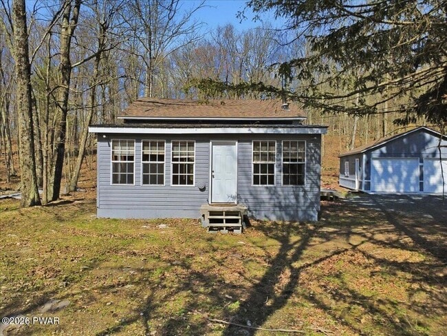 Building Photo - 209 Urban Rd