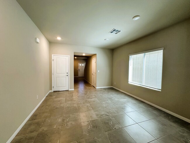Building Photo - 8313 Palladium St