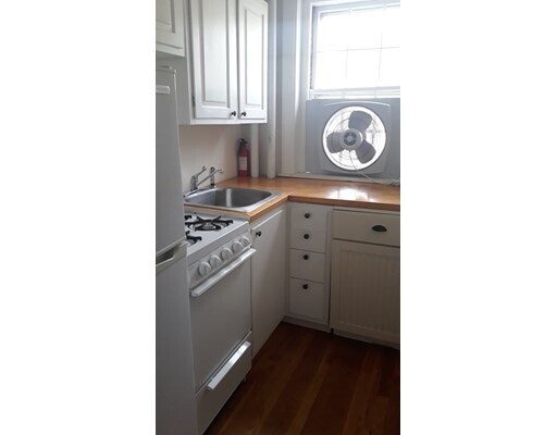 Building Photo - 41 Bowdoin St
