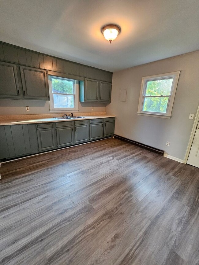 Foto del edificio - 2 BR off Old Winston Rd!