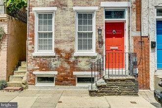 Building Photo - 4447 Baker St