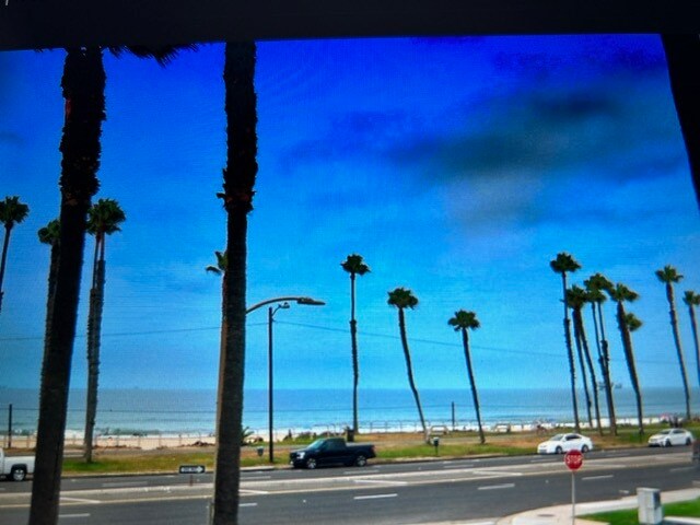 Primary Photo - 1516 Pacific Coast Hwy