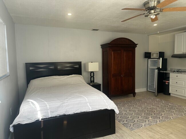 Foto del edificio - 6820 Scott St