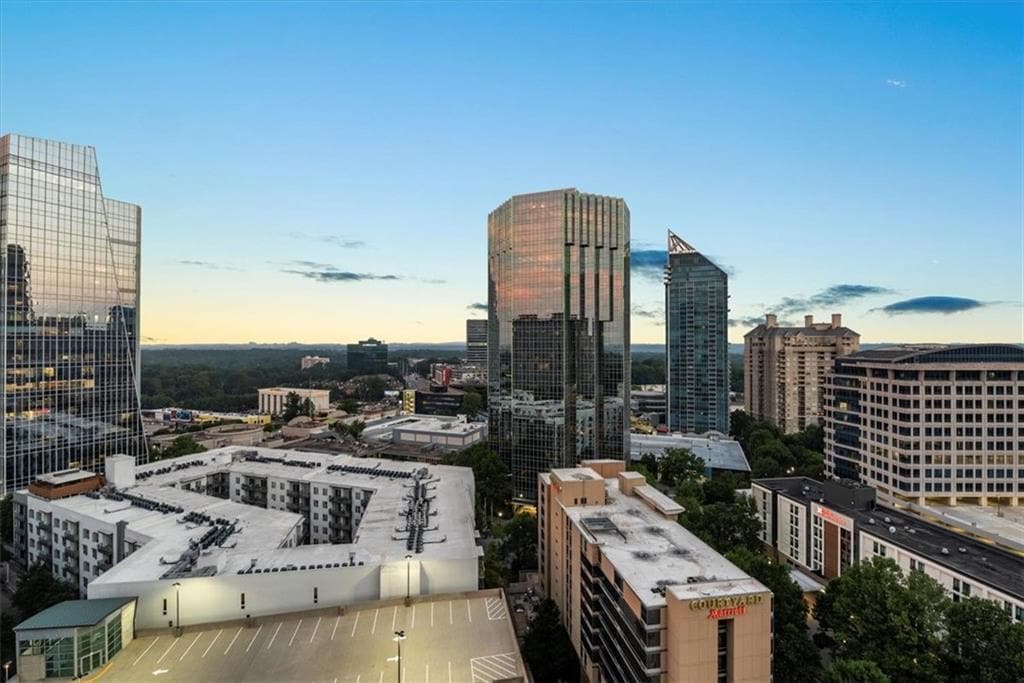 Primary Photo - 3324 Peachtree Rd