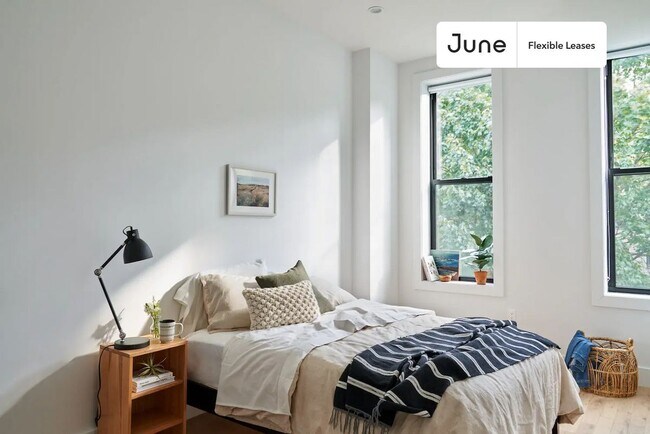 Foto del edificio - Contemporary ROOM at The Hancock House