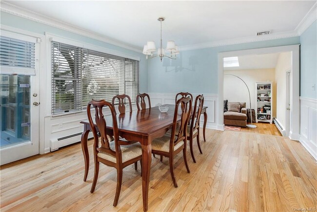 Building Photo - 97 Glen Oaks Dr