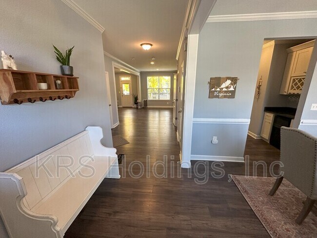 Foto del edificio - 310 Sycamore Rd