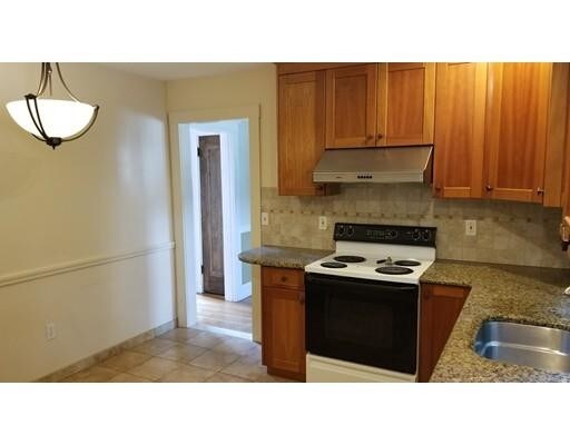 Foto del edificio - 3 Lewis Rd