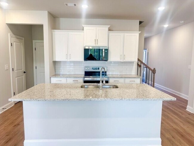 Building Photo - 2407 Malster Ln