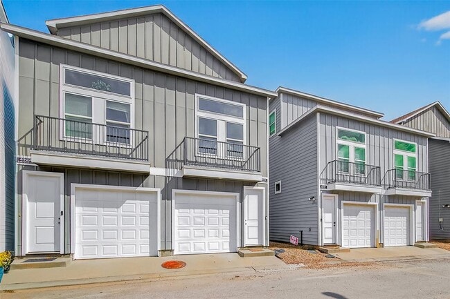 Building Photo - 4922 Paradigm Ln