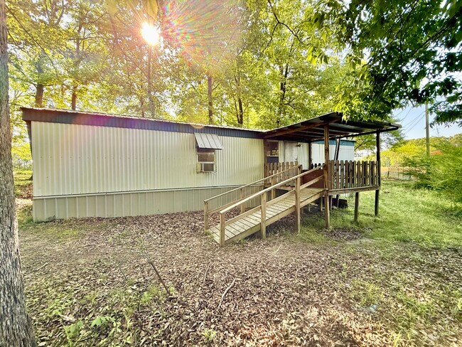 Foto del edificio - 1139 County Road 167