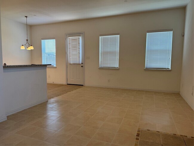 Foto del edificio - 4334 Hebron St