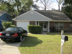 Building Photo - 105 S Quail Crossing