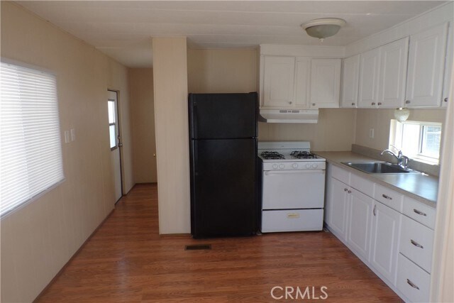 Foto del edificio - 12710 3rd St