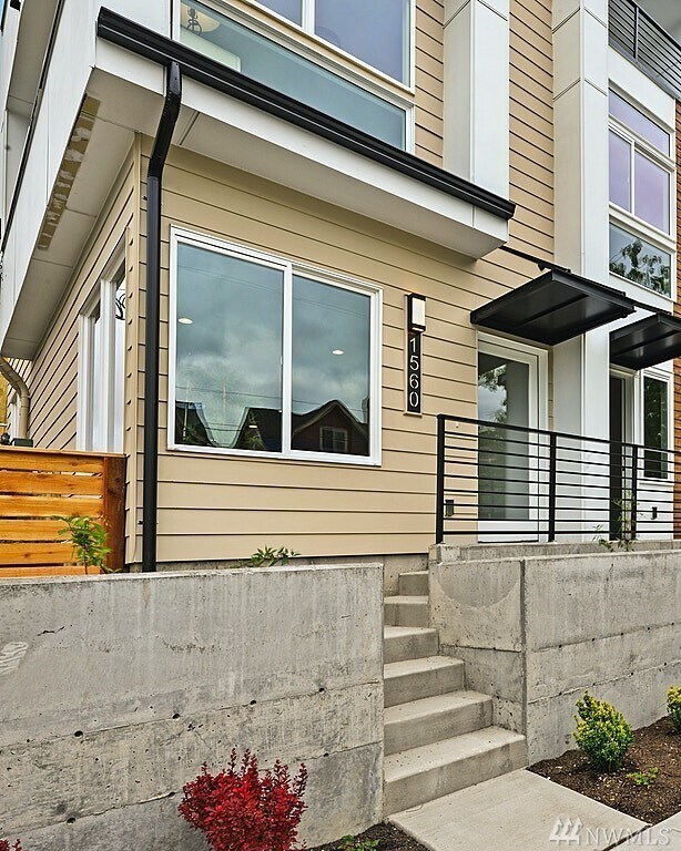 Building Photo - 1560 NW 58th St