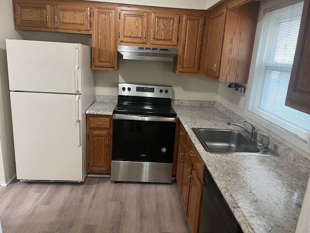 Building Photo - 1594 Brentwood Dr