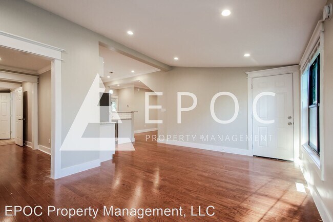 Building Photo - 3 br, 2.5 bath House - 424 S Troost Ave