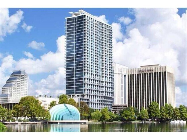 Building Photo - 150ERS617 (VUE 50)