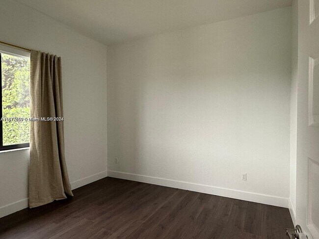 Foto del edificio - 10660 S Lago Vista Cir