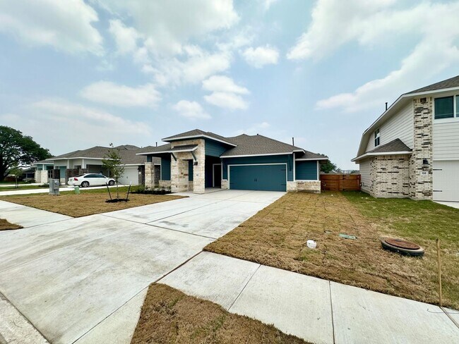 Foto del edificio - Beautiful Recently New Build Home in West ...