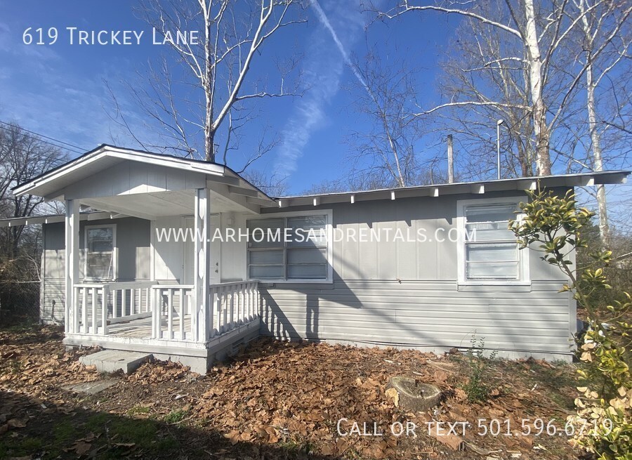Primary Photo - 619 Trickey Lane | $550 | 2 beds, 1 full bath