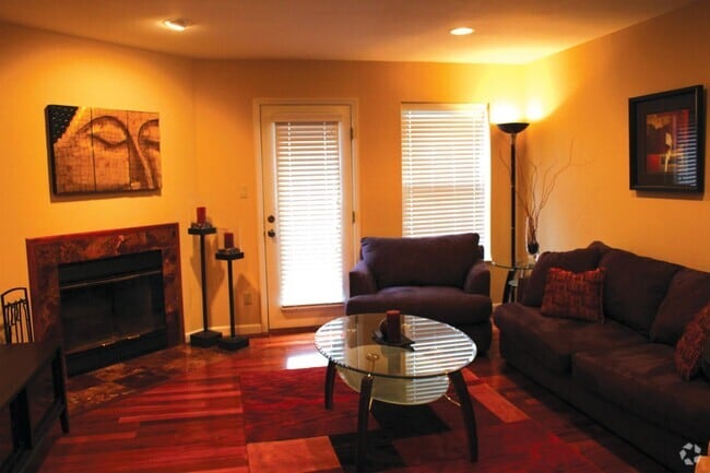 Building Photo - 903 Quail Meadows Ct